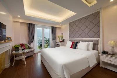 Habitación Doble Deluxe con balcón — Sapa Praha Hotel